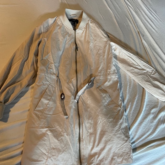 Light spring jacket - Picture 2 of 3